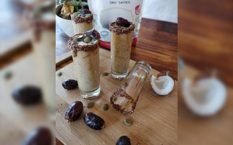 DATE, COCONUT, PUMPKINSEEDS AND KHUS SMOOTHIE SHOTS