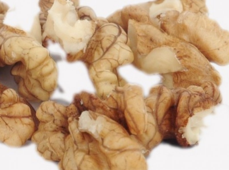 3 Reasons Why Your Diet Needs To Have Walnuts!