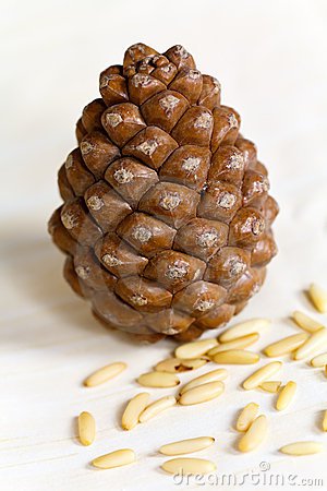 Health Benefits of tiny nut 