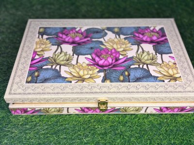 Elegant Hard Wood Designer Diwali Dry Fruit Gift Box -GBW-002 (Brand- 5aDay)