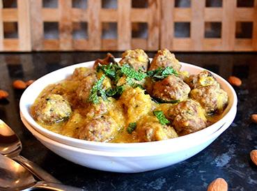 Mini meatballs in kesar sauce